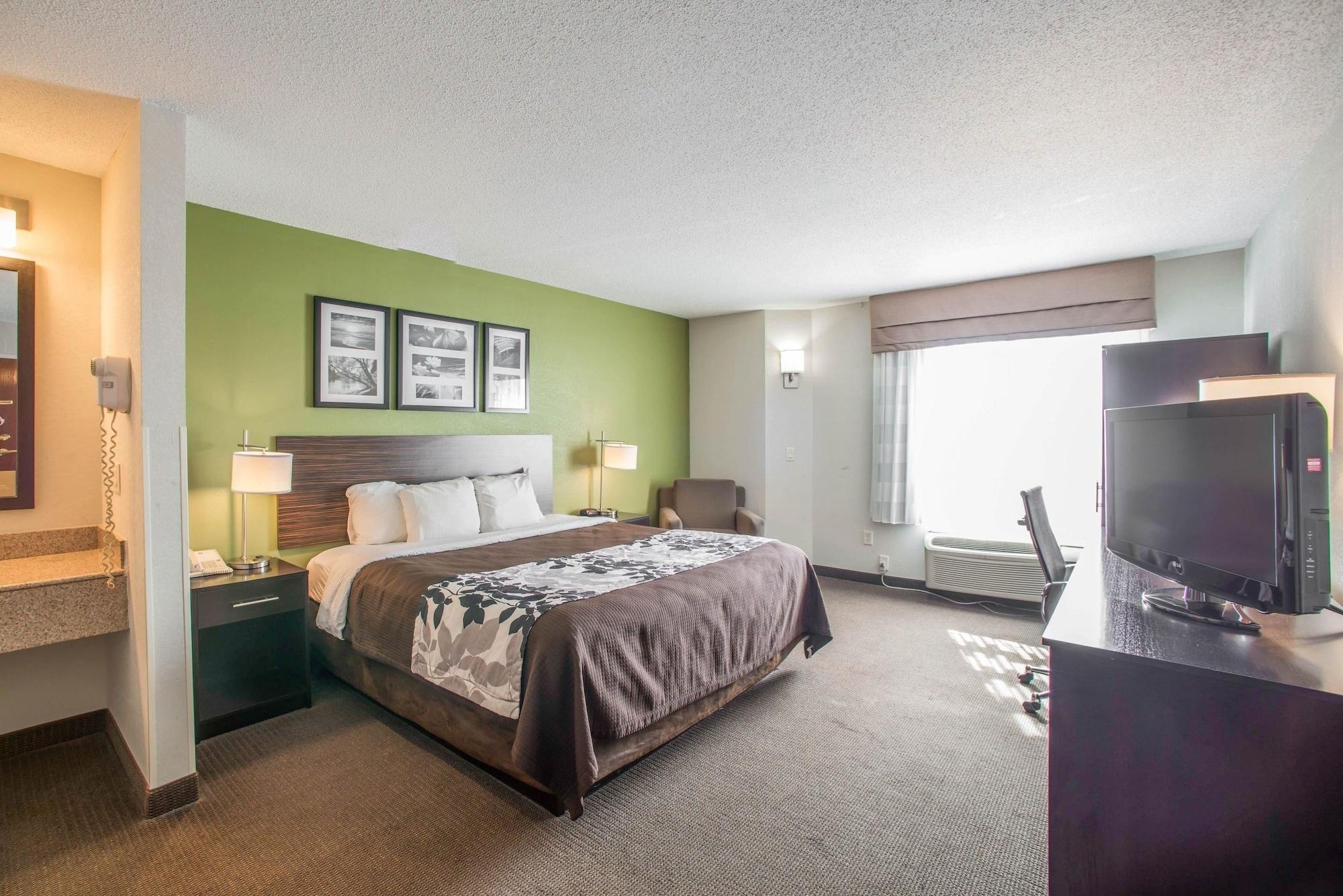 Sleep Decatur I-72 Inn 3*